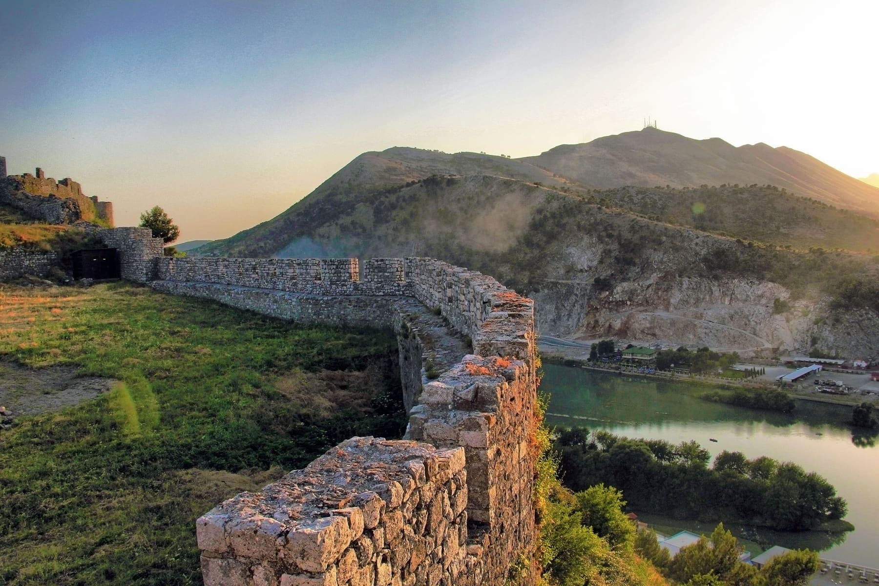 Rozafa fortress above Shkodra